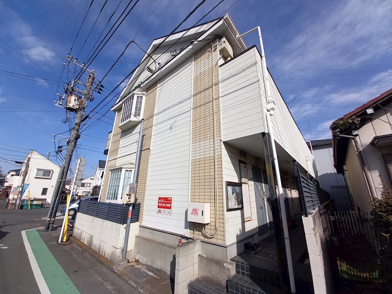 レオパレス大倉山第１ 外観