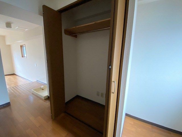 メゾンユーフラテス 収納