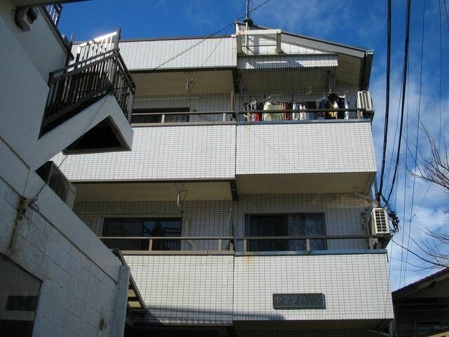 ヤマダハイツ 外観