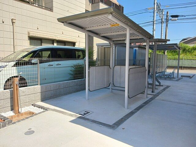 エトワールガーデン 駐車場