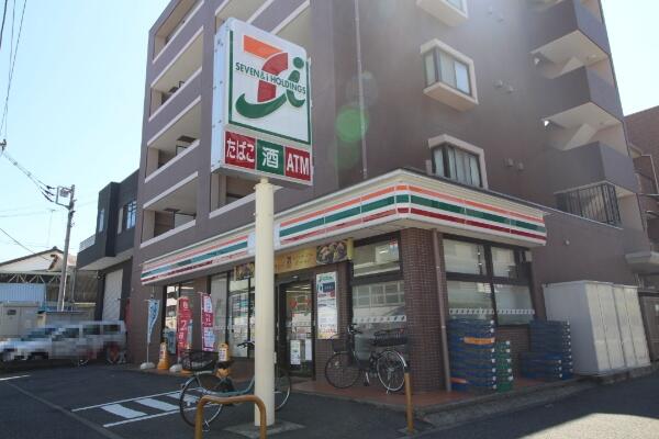 ヴェルデール新横浜 コンビニ