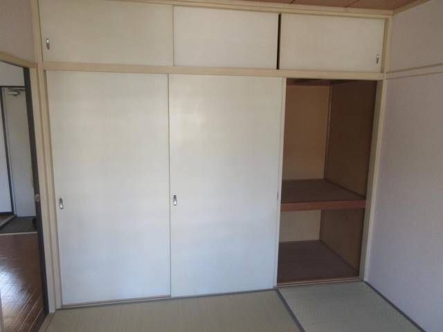 ハイツドリームＢ 収納