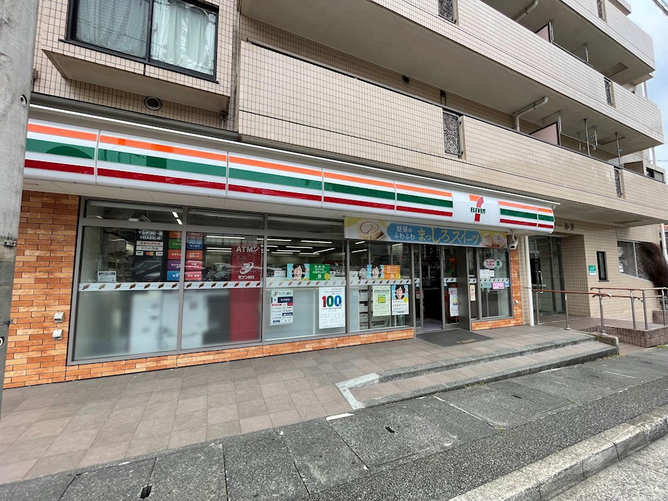 ロータス下田 コンビニ