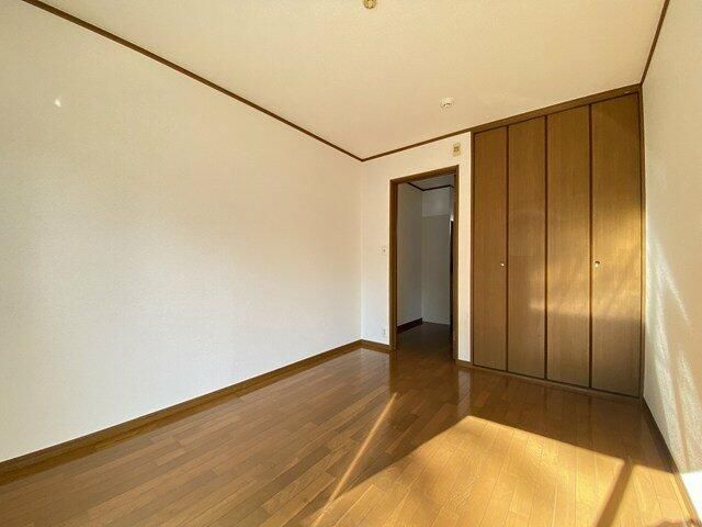 ハイム愛花D ベッドルーム