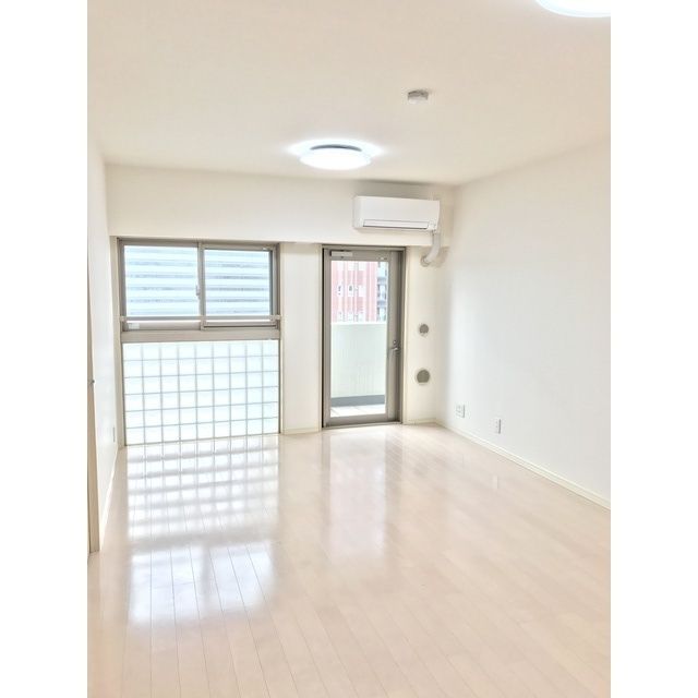 PATH横浜新子安 リビング