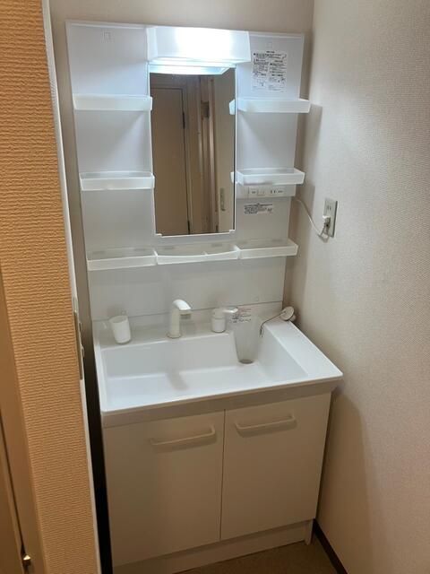 安西ビル 洗面所