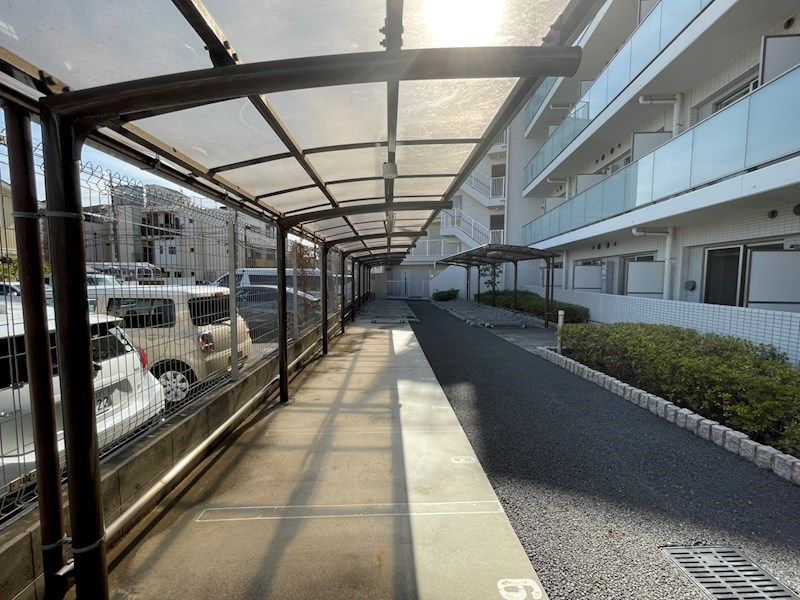 CourtBlanche 駐車場