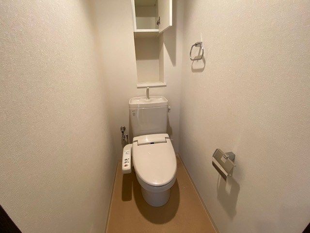レジディア武蔵小杉  トイレ