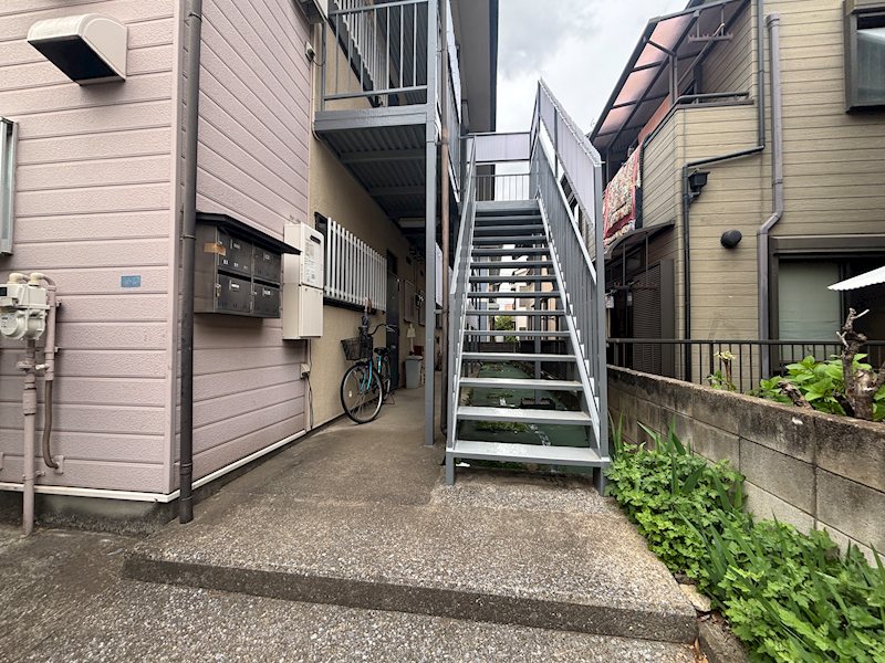 ハイツ吉原 エントランス