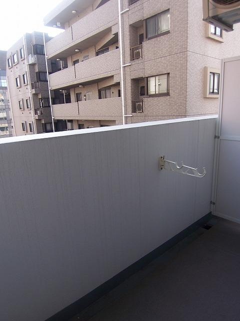 スパシエ・エル新横浜 ベランダ