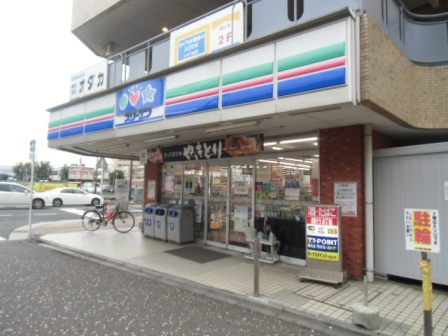 尻手駅前ビル コンビニ