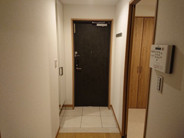 chien viverrin 玄関