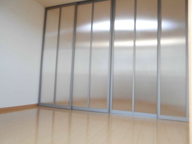 ソレアードⅡ ベッドルーム
