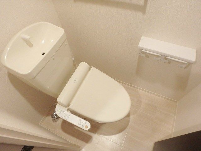 ウェスト・アンソレイユ トイレ