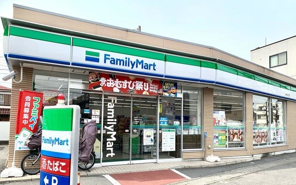 アビタヌーボ コンビニ
