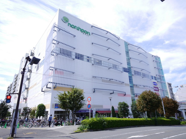 ドレッセ港北センター北 ショッピング施設