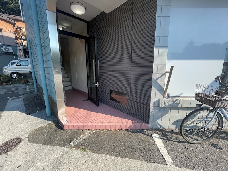 ソレイユ片倉 エントランス