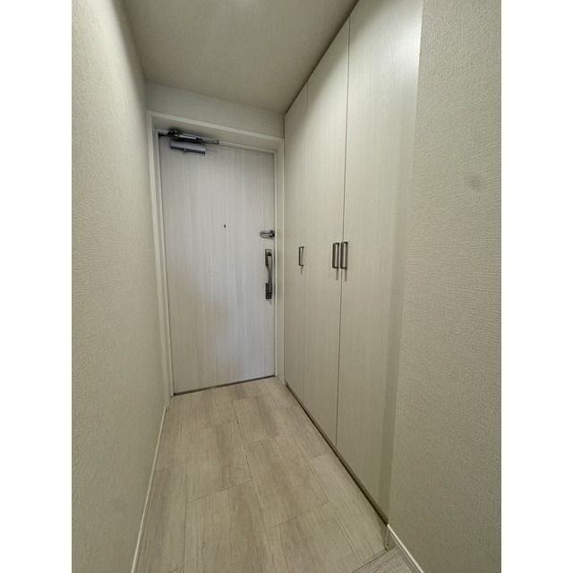 クレストシティタワーズ横浜 玄関