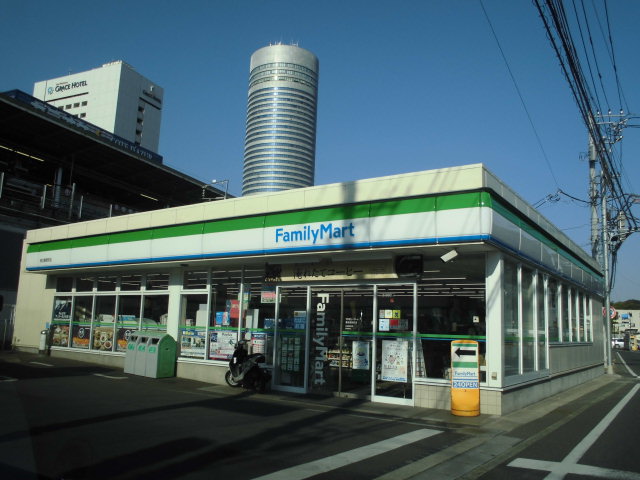 マレアガーデン新横浜F棟 コンビニ