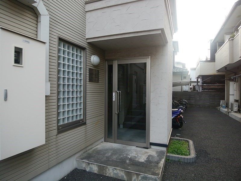 ラポールＫ弐番館 エントランス