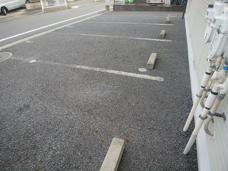 ラポールＫ弐番館 駐車場