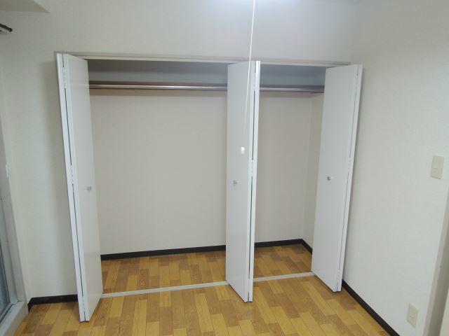 神奈川県横浜市港北区小机町1518 収納