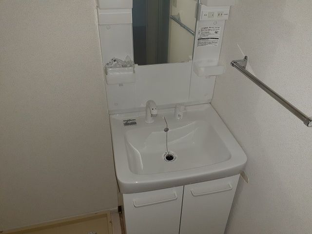ソレアード三保 洗面所