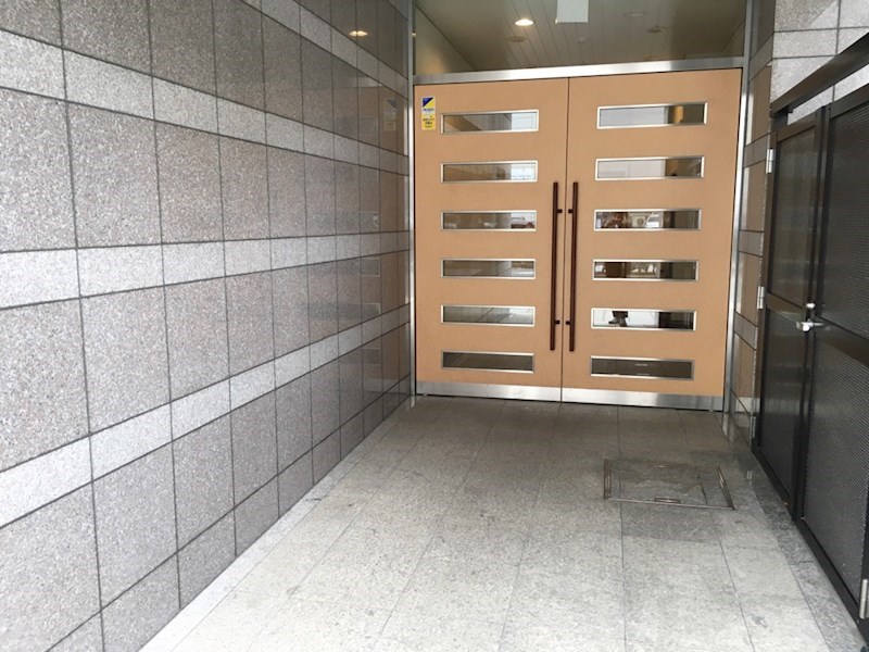 レジアス新横浜 エントランス