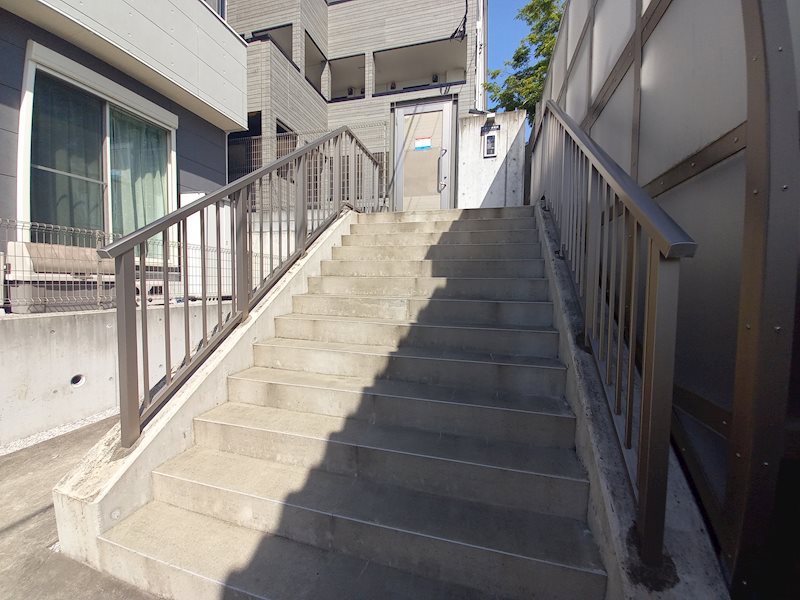 レガーロ新横浜 エントランス