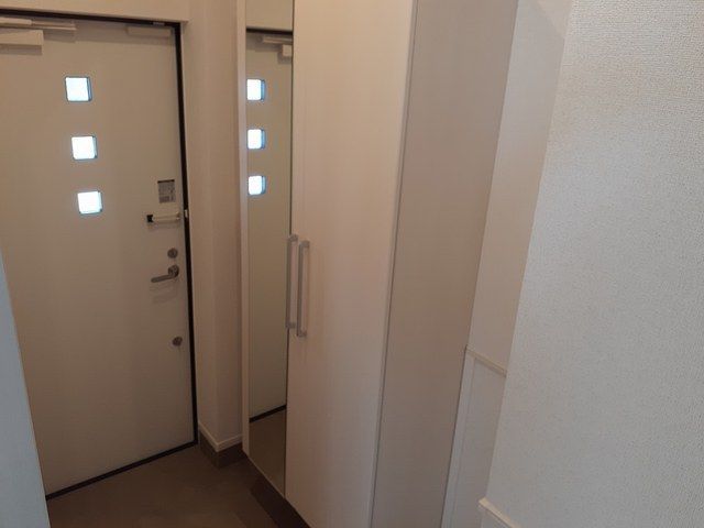ラ・シエルテ横浜 玄関