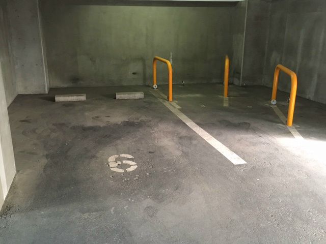 ユーコート新丸子 駐車場