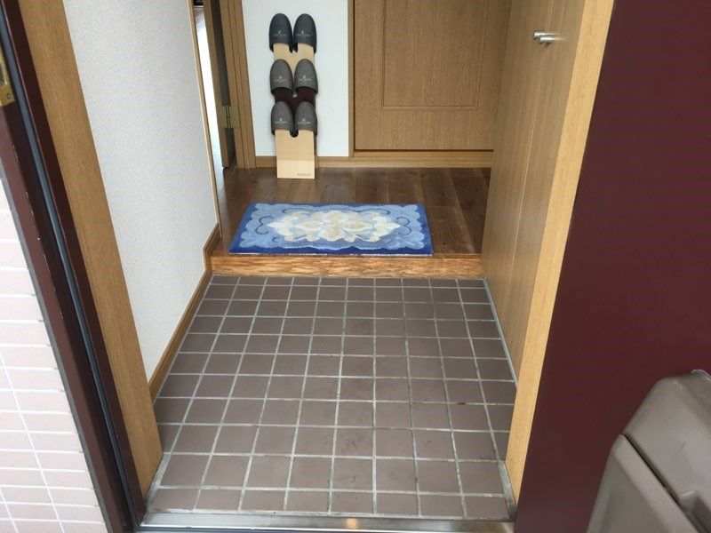 シェスタロワール 玄関