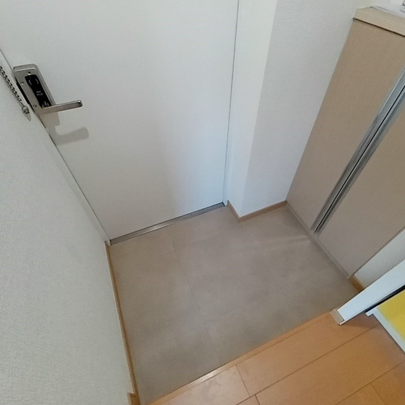 アートイン元住吉 玄関