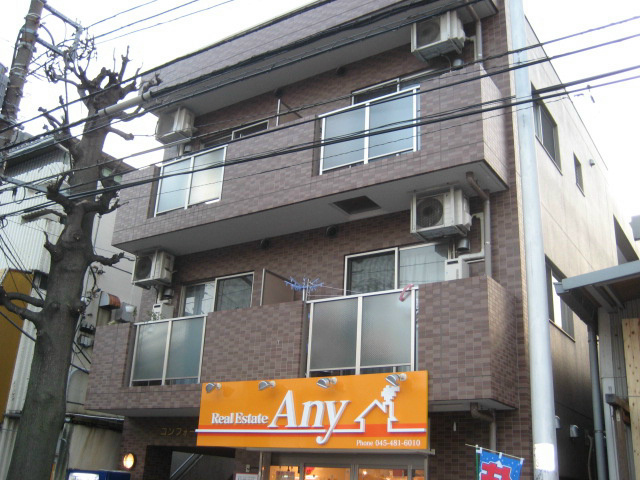 コンフォート白楽 エントランス
