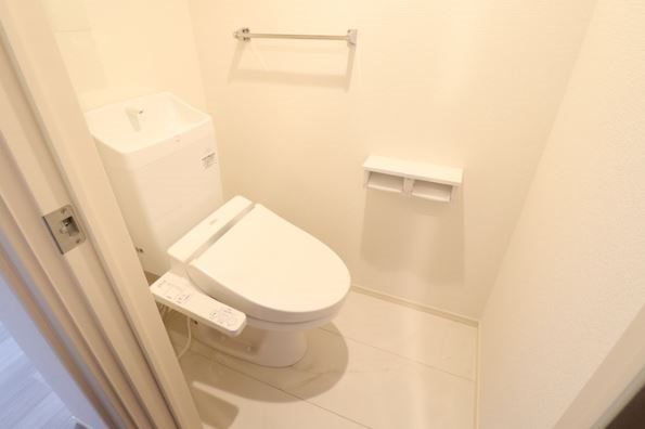 D-room塚越 トイレ