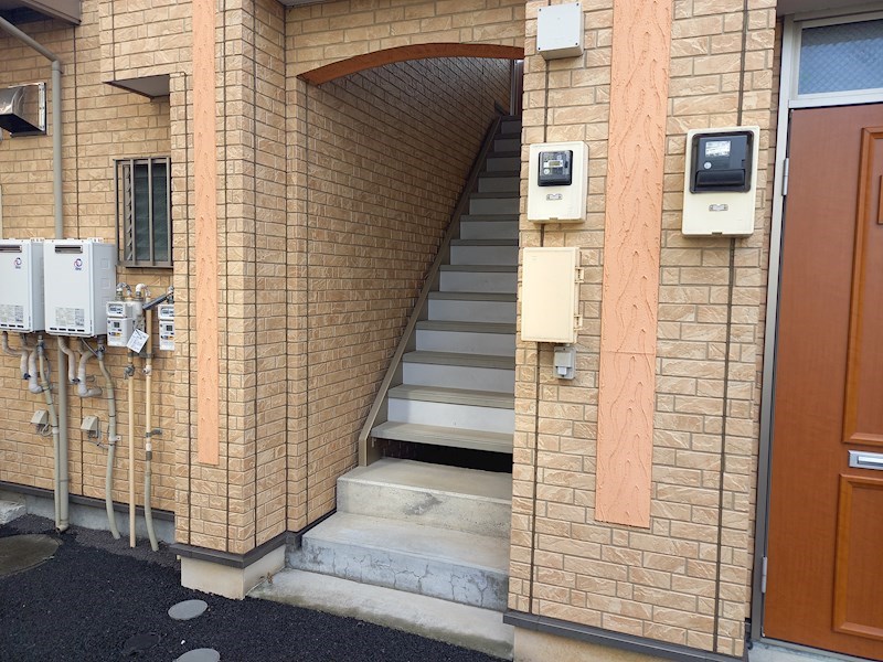 シーズンコート エントランス