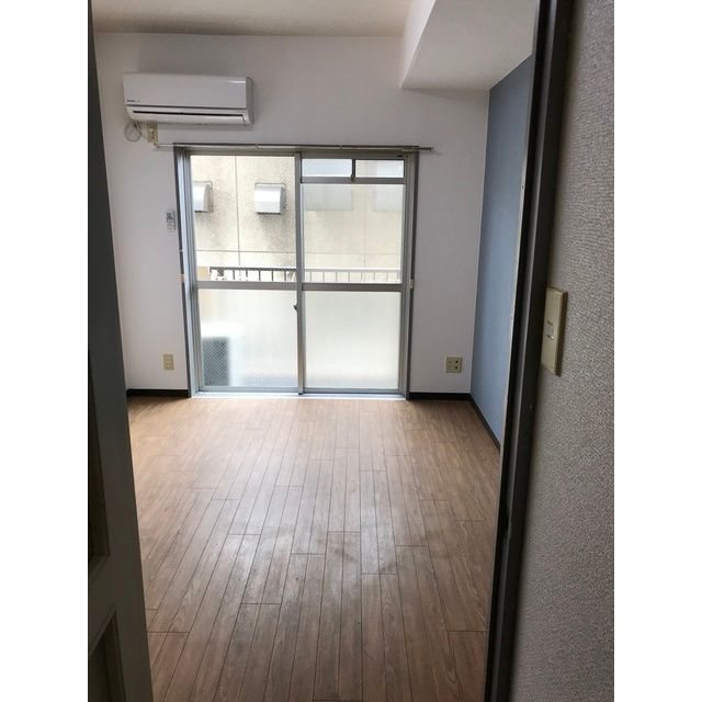 メゾン綱島高田町 リビング