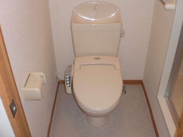 レオパレスＯＭＯＴＥⅠ トイレ