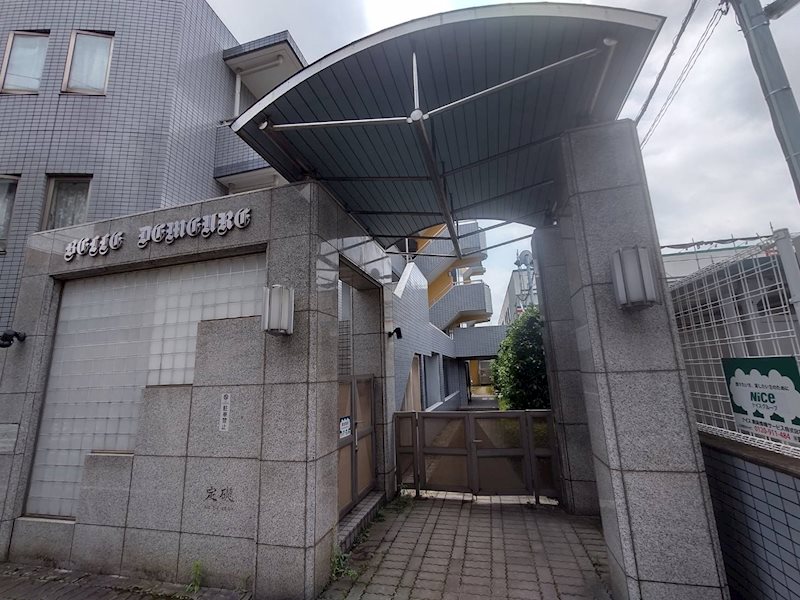 ヴェルドゥミール エントランス