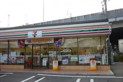 日神デュオステージ三ツ沢公園 コンビニ