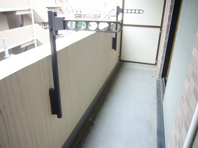 神奈川県川崎市中原区木月２丁目 ベランダ