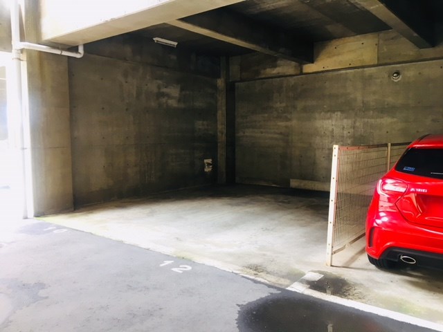 レジデンス水明 駐車場