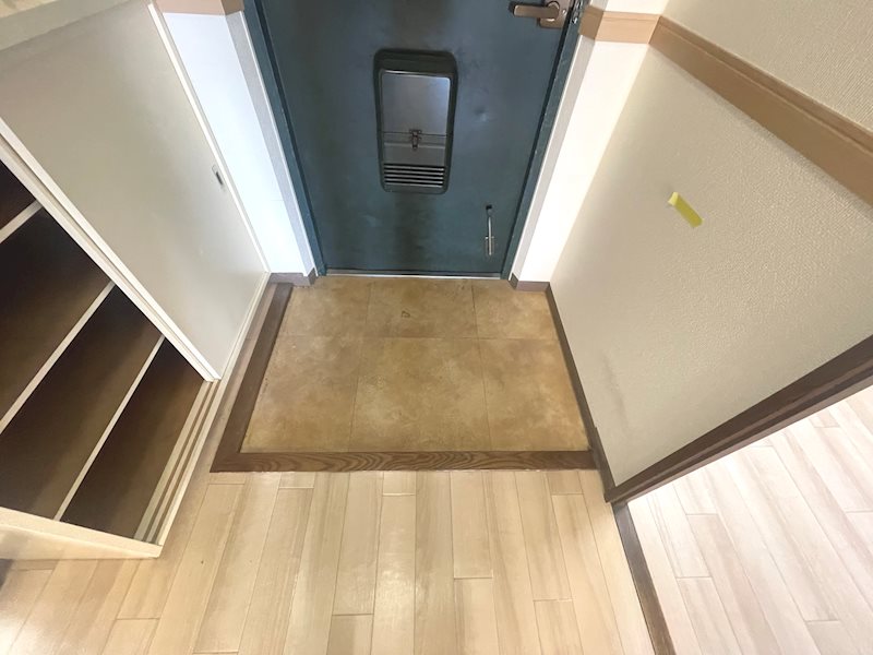 桂樹館 玄関