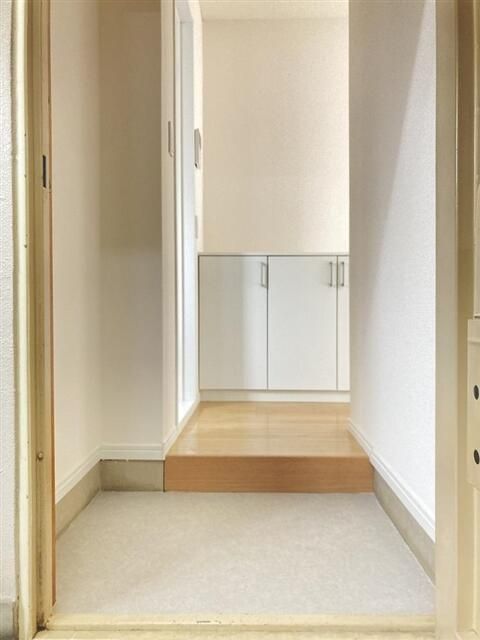 豊ビル 玄関