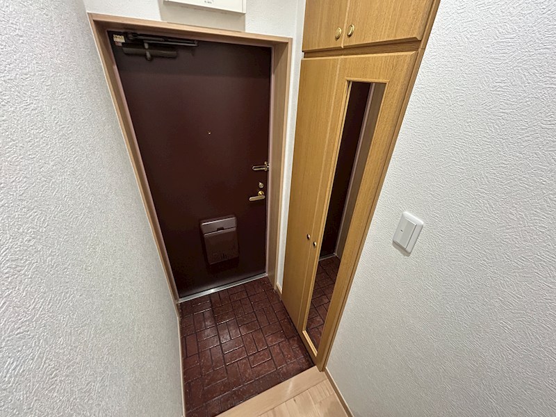 パークハイム反町 玄関
