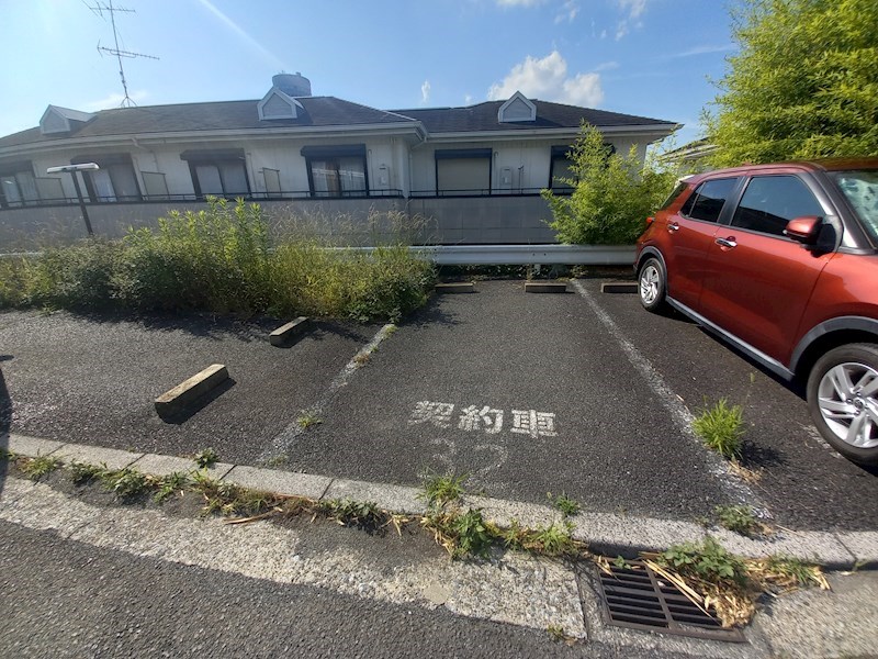 メゾンボヌール菊名Ｃ棟 駐車場