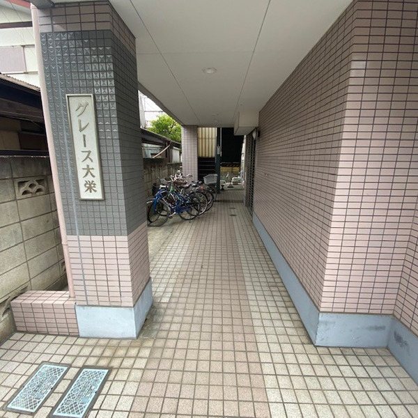 グレース大栄 エントランス