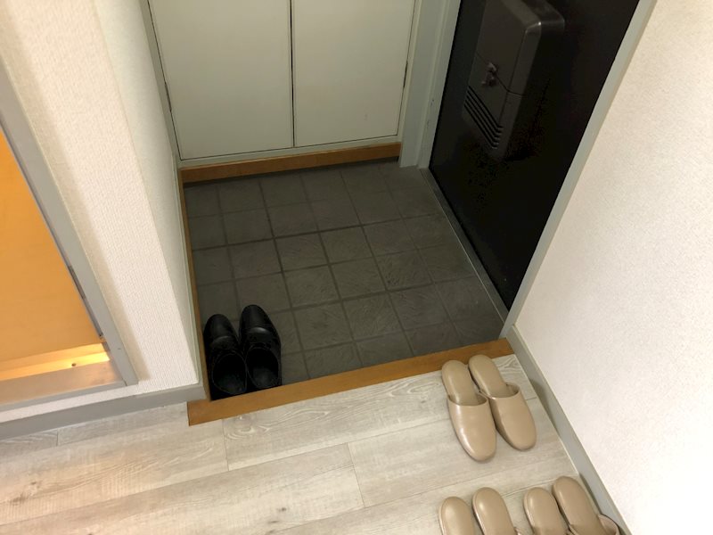 メゾンウィスタリアⅢ 玄関