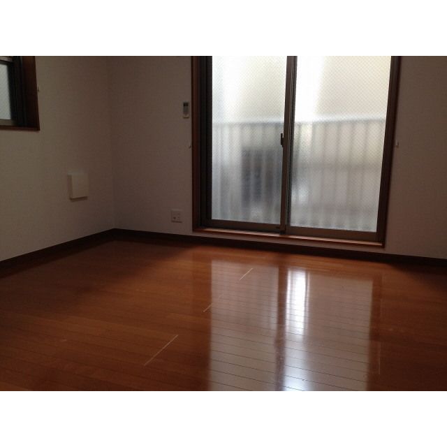 アムール大口 リビング