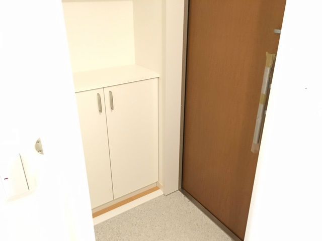 神奈川県川崎市幸区小倉５丁目 玄関